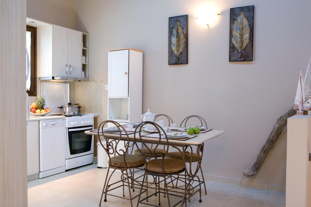 Kores Villas Nydri  Bilik gambar